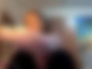 Live cam show with Leila - Hairy Pussy on Camsoda