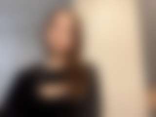 Live cam show with ThedaWarford - New Brown Eyes on Mixed Magazine Live