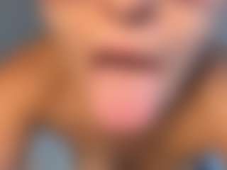 fizzyPeachX's Live Sex Cam Show