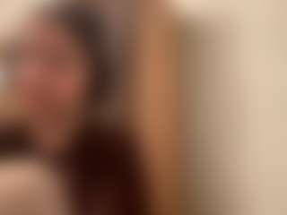 ChiaHuh's Live Sex Cam Show