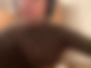 ChiaHuh's Live Sex Cam Show