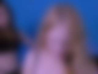 chloe-cutie's Live Sex Cam Show