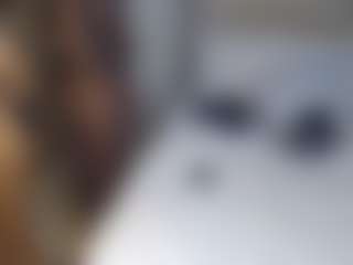 Show de cam en vivo con chloevee - White Teen (18+) en Camsoda | kenya
