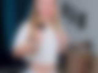 EarthaSnoozy's Live Sex Cam Show