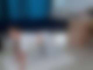 EarthaSnoozy's Live Sex Cam Show
