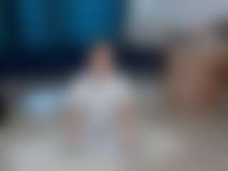 EarthaSnoozy's Live Sex Cam Show