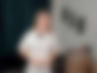 Live cam show with EarthaSnoozy - Small on sexylive.show