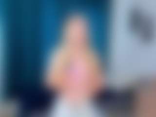 EarthaSnoozy's Live Sex Cam Show