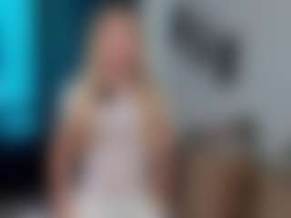 EarthaSnoozy's Live Sex Cam Show