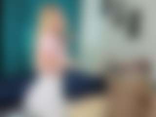 EarthaSnoozy's Live Sex Cam Show