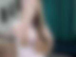EarthaSnoozy's Live Sex Cam Show