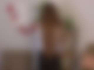 EmeryGale's Live Sex Cam Show