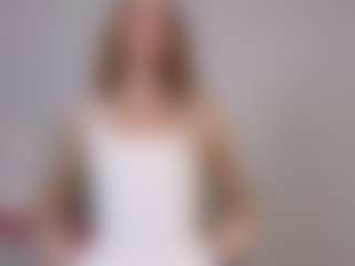 EmeryGale's Live Sex Cam Show