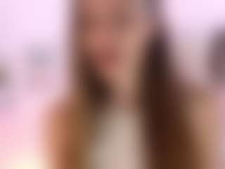 Live cam show with EmeryGale - Rubia on WildCum