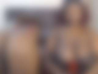 Henessie's Live Sex Cam Show