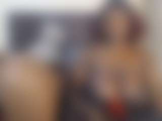 Henessie's Live Sex Cam Show