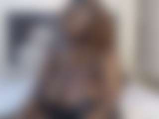 Henessie's Live Sex Cam Show