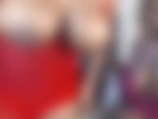 Henessie's Live Sex Cam Show