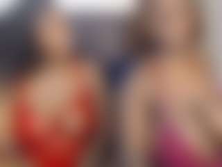 Henessie's Live Sex Cam Show