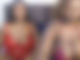 Henessie's Live Sex Cam Show