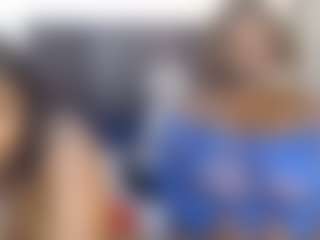 Live cam show with Henessie - Smooth on xxxlivecams.org