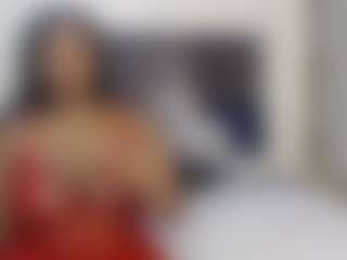 Henessie's Live Sex Cam Show