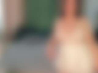 Live cam show with Isabella-Morgan1 - Ass Clapping on CamClone