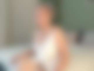 Live cam show with Kite-Wick - Blue Eyes on madthumbs
