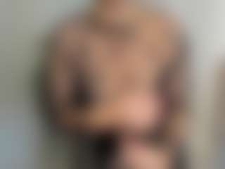 Live cam show with Kite-Wick - Role Play on googirlz