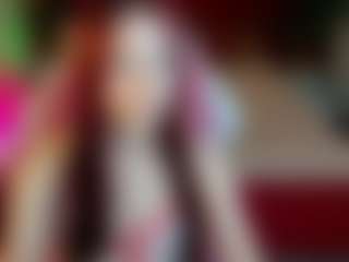 Live cam show with Lara - Red Hair Young Adult on AdultVida.com