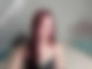 Live cam show with Lara - Red Hair Teen (18+) on liverealitysex.com