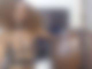 Live cam show with malloriey - Brown Eyes MILF on Milfs Live
