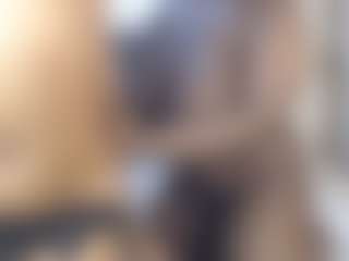 Live cam show with malloriey - Tiny on AdultVida.com