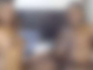Live cam show with malloriey - Big Tits on Camsoda