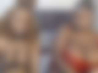 Live cam show with malloriey - New MILF on CamwithHer