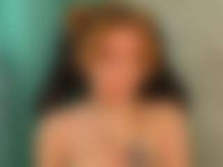 Live cam show with SweetlyEmma - Red Hair on fuklive.com