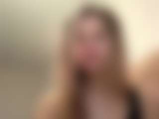 Live cam show with AundreaSaulpaugh - Average on mypornchat.com
