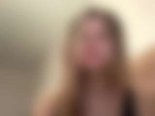Live cam show with AundreaSaulpaugh - Athletic Strip on infinitiblacc.com