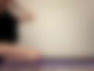 Live cam show with AundreaSaulpaugh - Athletic Small Tits on live18s.com