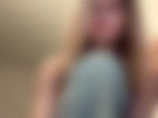 Live cam show with AundreaSaulpaugh - Hairy Pussy on Camsoda.co
