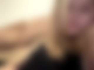 AundreaSaulpaugh's Live Sex Cam Show