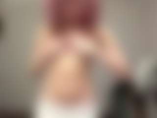 Live cam show with AundreaSaulpaugh - Young Adult on SinfulBabes