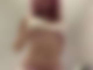 Live cam show with AundreaSaulpaugh - Blonde Hair on Camsoda