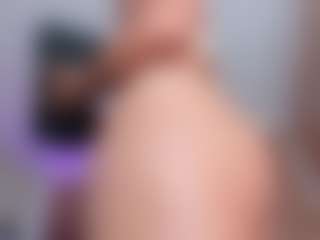 Aurora's Live Sex Cam Show