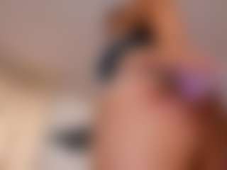 Aurora's Live Sex Cam Show