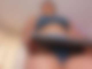 Aurora's Live Sex Cam Show