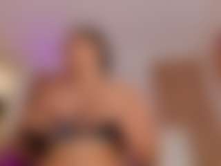 Aurora's Live Sex Cam Show
