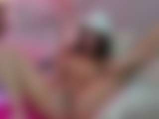 Live cam show with chelsea-estel - Toes on Camsoda