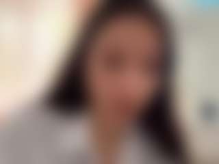 Kiara's Live Sex Cam Show