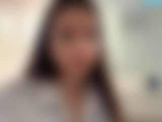 Kiara's Live Sex Cam Show